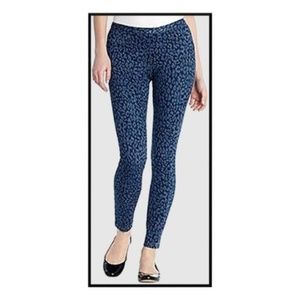 HUE Blue Leopard Leggings